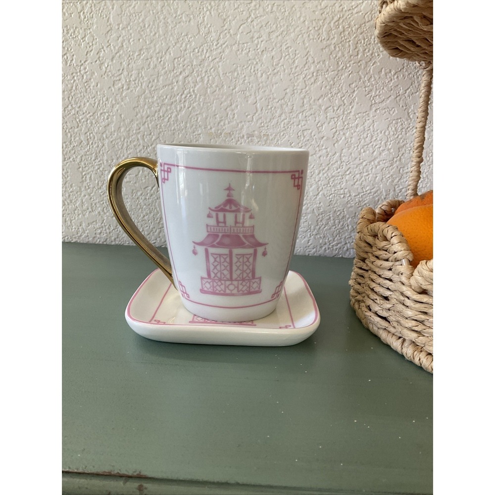 Rare Decorative White Mug With Pink Pakoda Scene Gold Handle coaster set